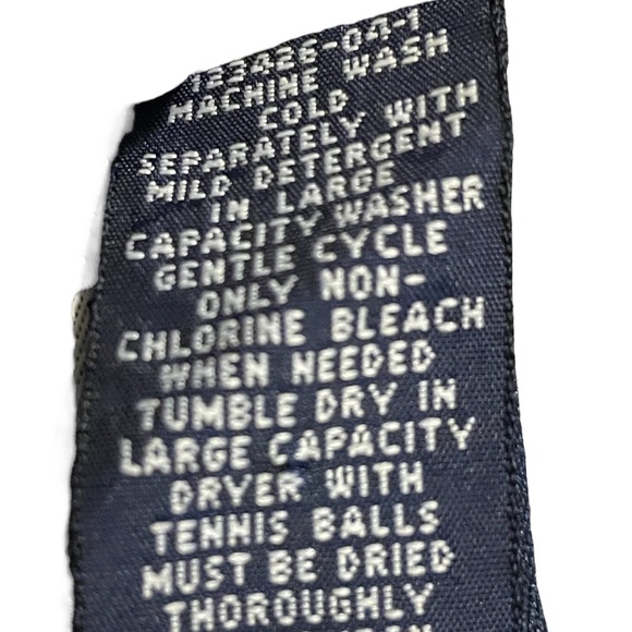 THE ORIGINAL Y2K PUFFER VEST - Picture 5 of 6